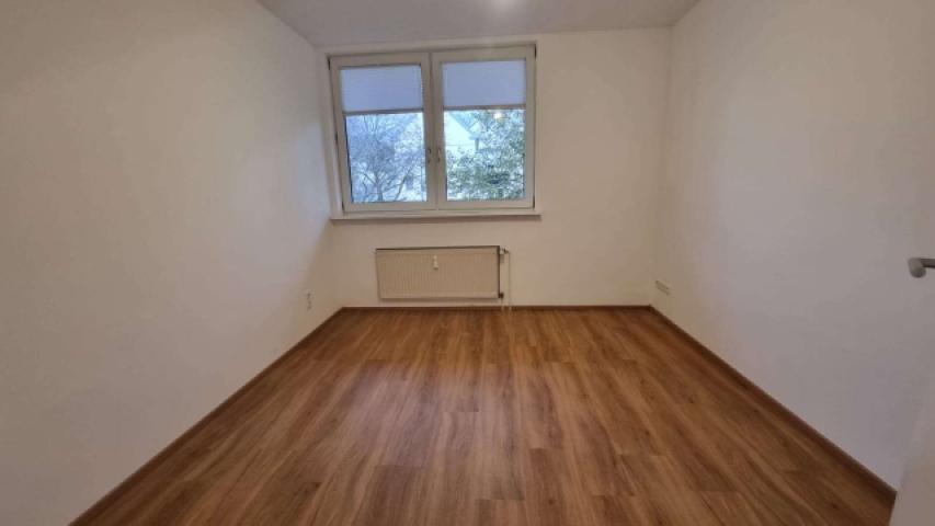 Schlafzimmer / Büro