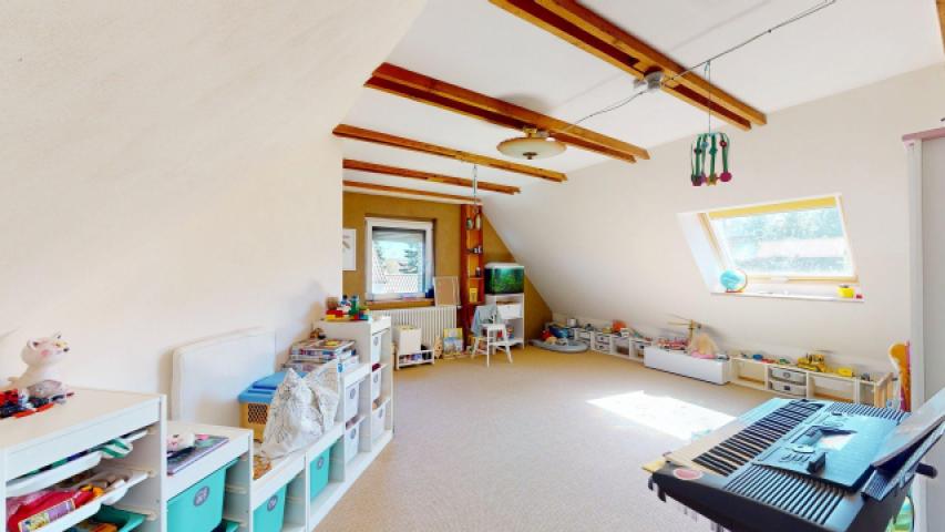 Kinderzimmer Raum 2 vorne