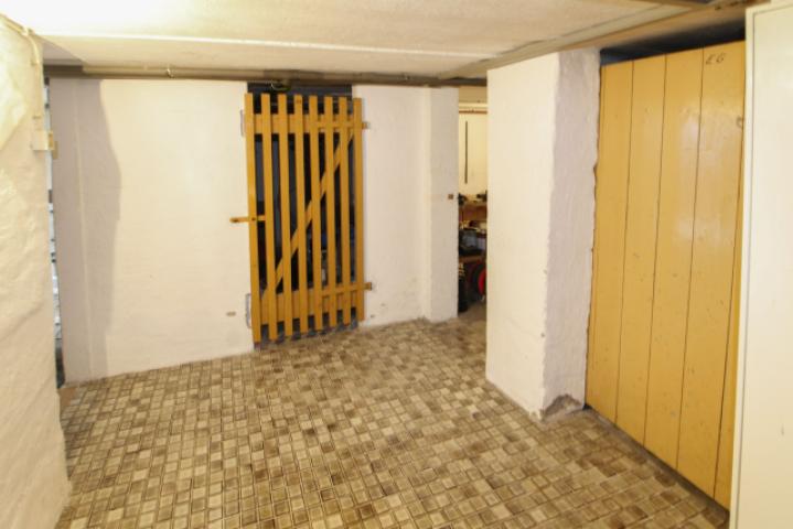 Flurbereich Kellerabteile
