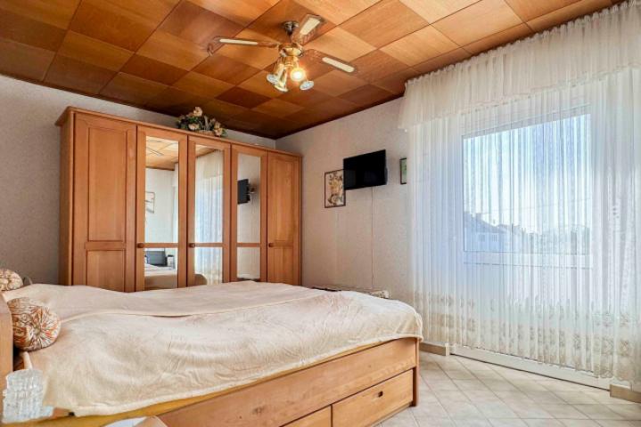 Schlafzimmer 2 1. OG