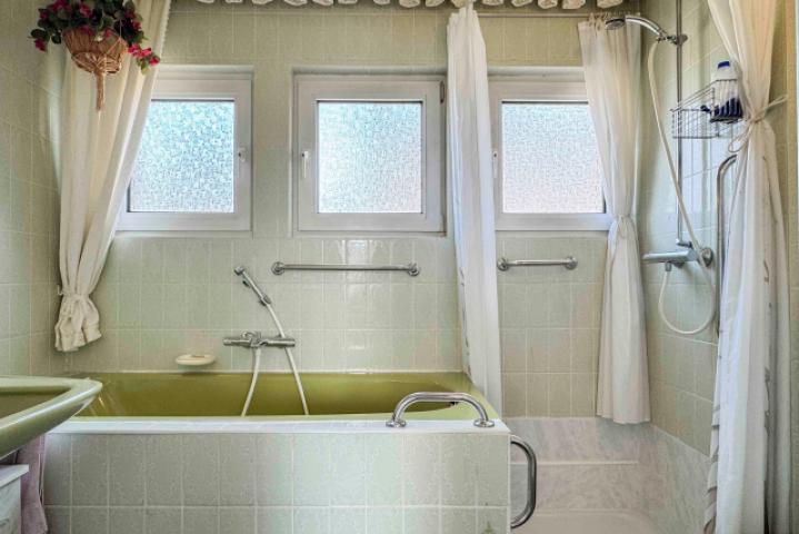 Badezimmer 1. OG