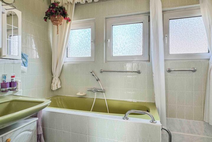 Badezimmer 1. OG