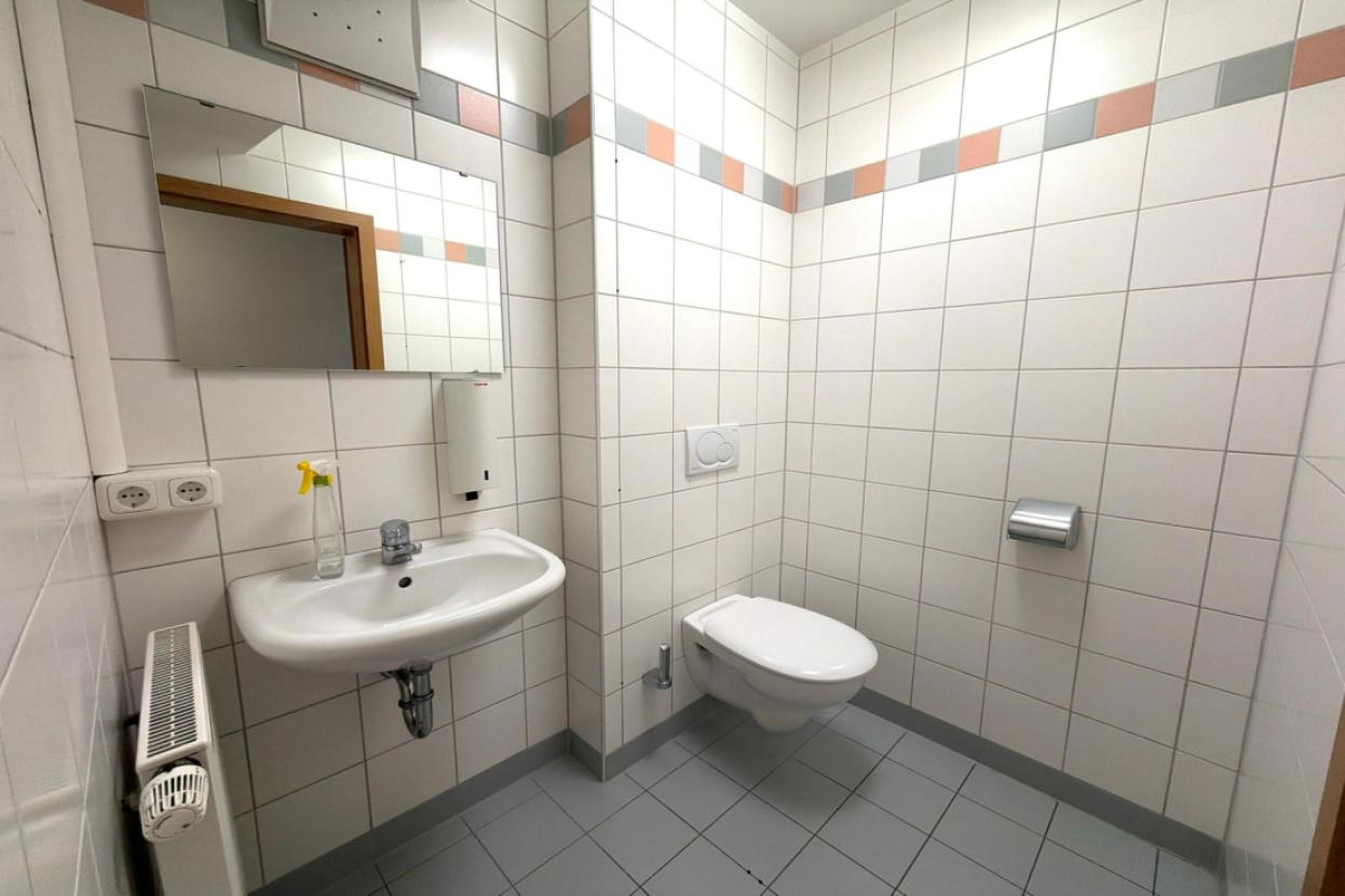 1.OG Toilette
