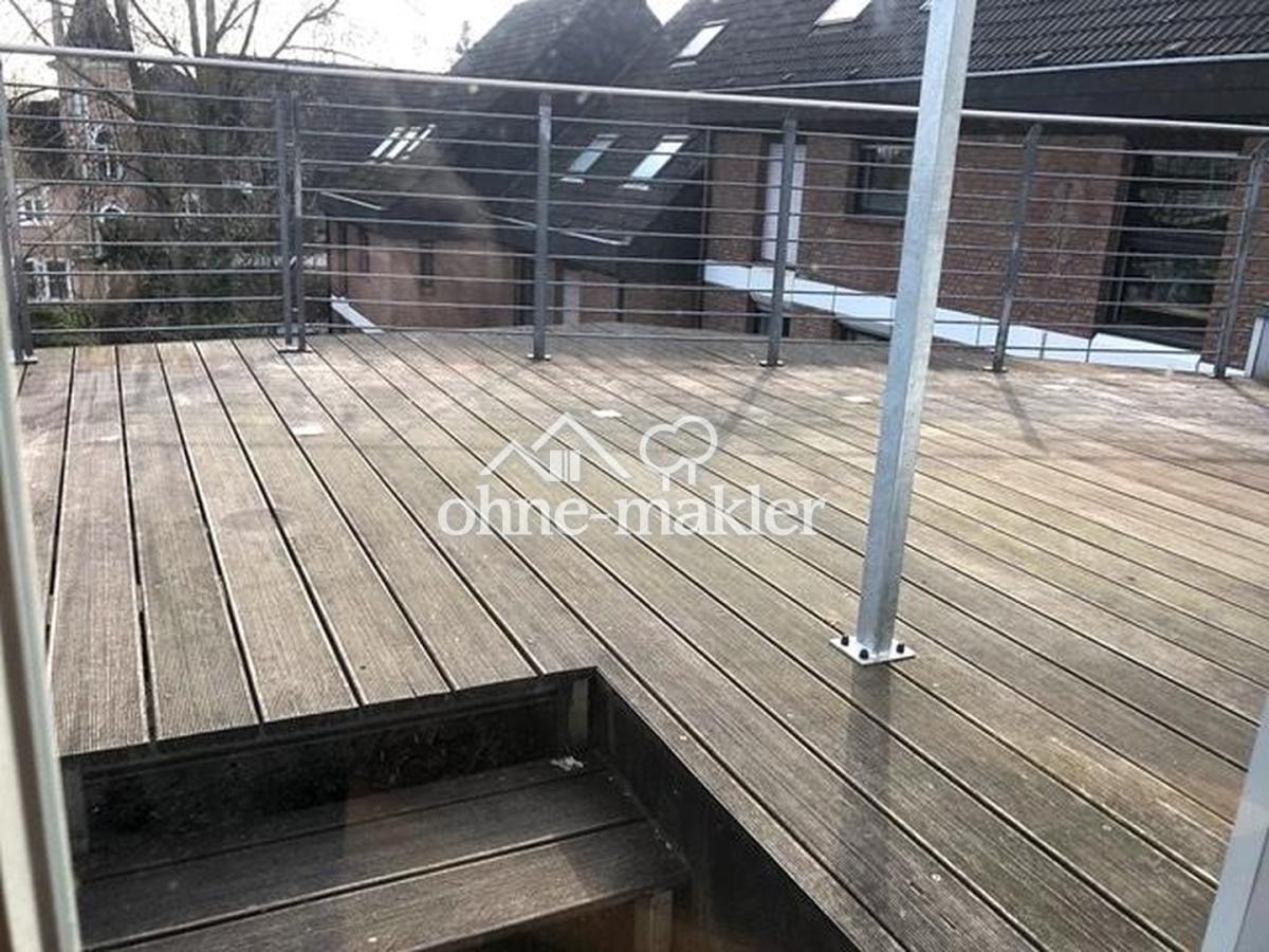 Dachterrasse DG