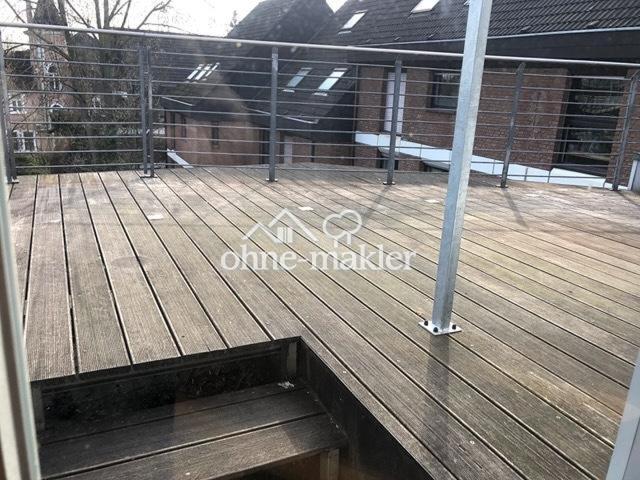 Dachterrasse DG