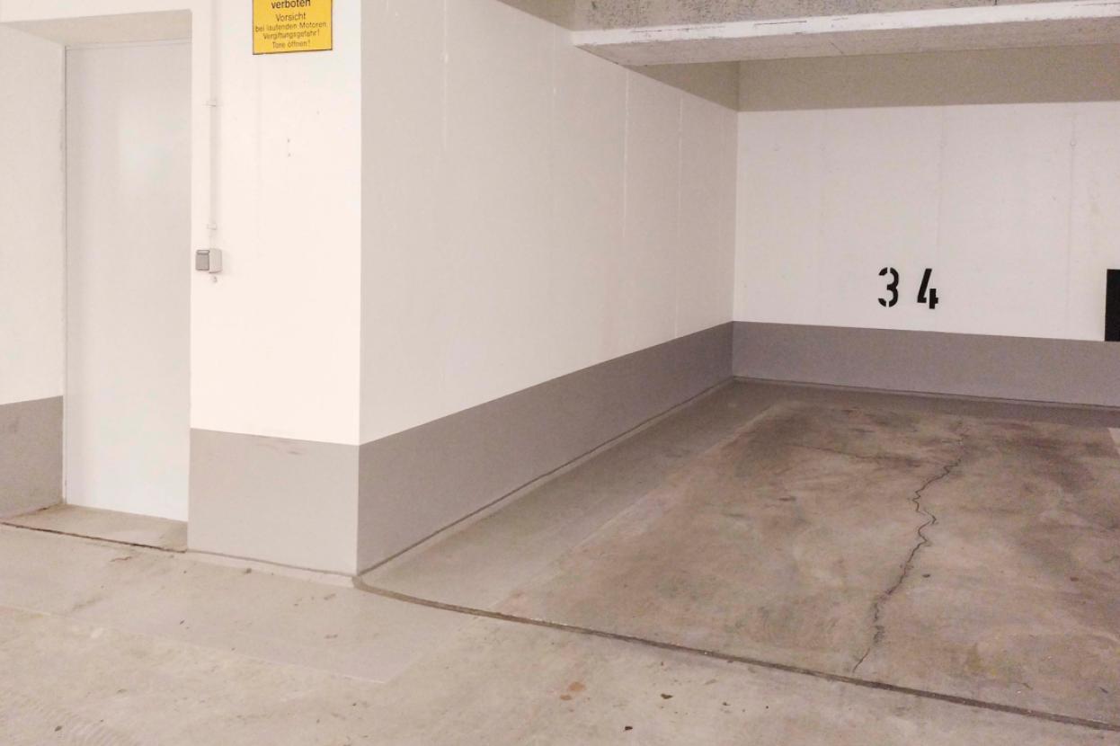 Tiefgaragenstellplatz
