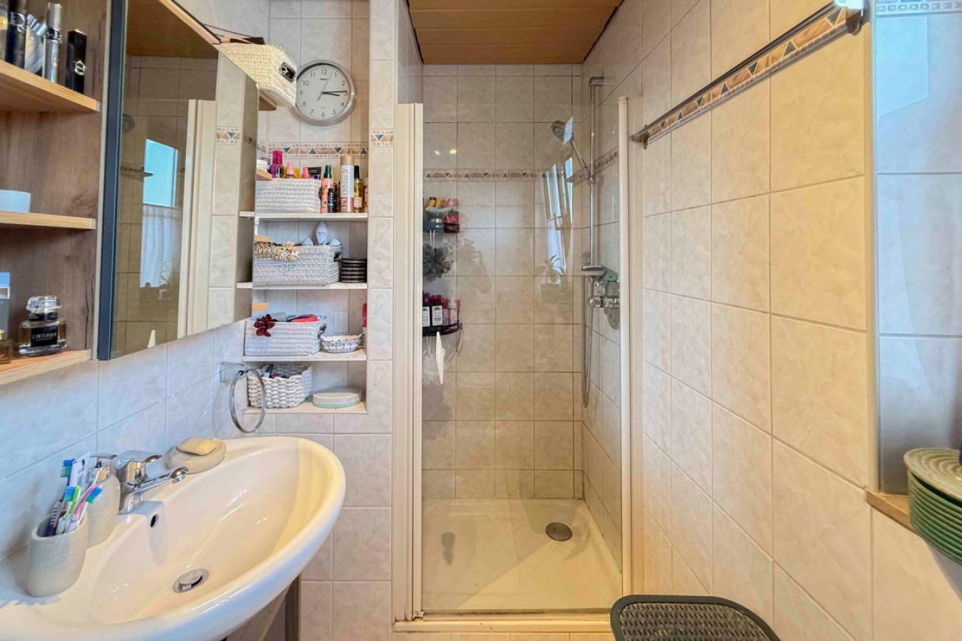 Badezimmer 1. OG