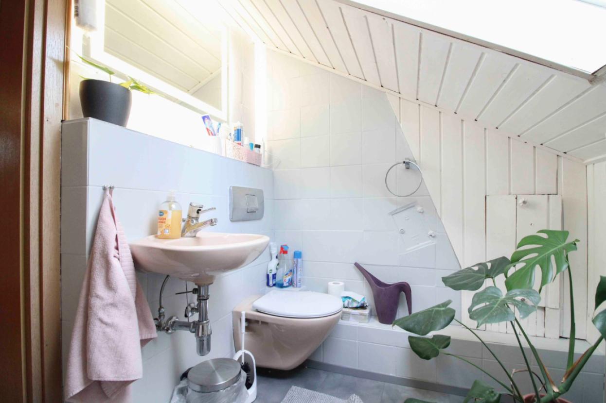 Badezimmer DG