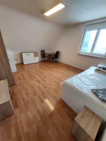 Zimmer 2 aktuelle Austattung