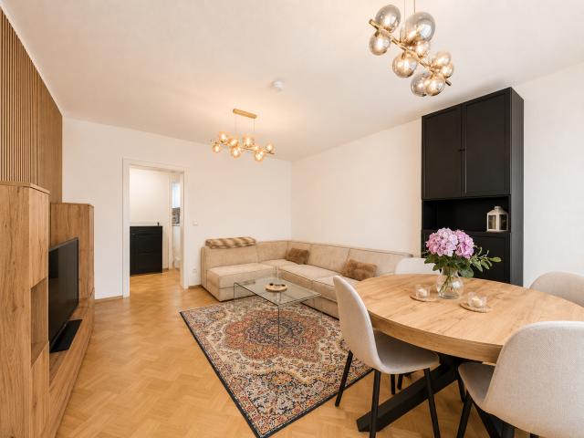 weitere Ansicht Wohn-: Esszimmer