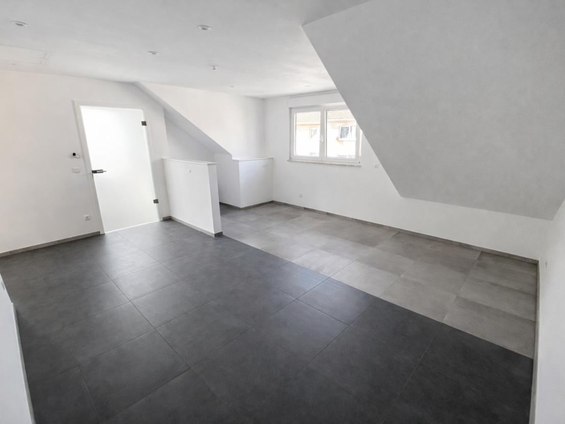 DG vermietete Wohnung - WZ/EZ