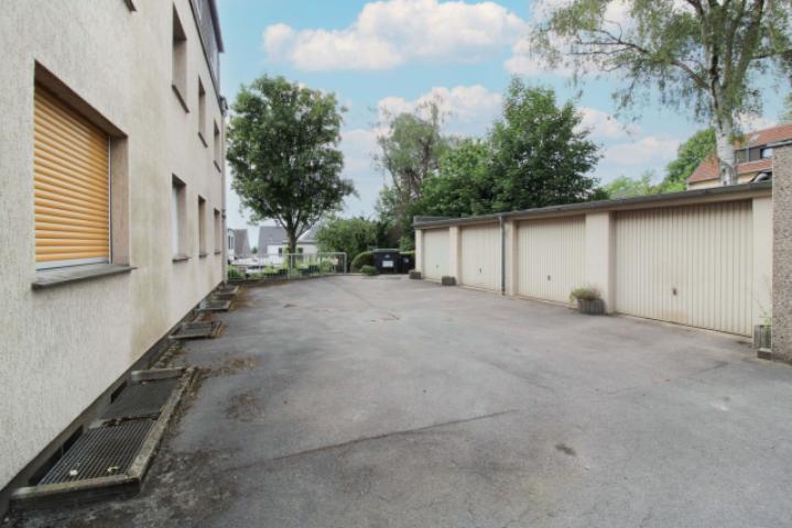 Ansicht Hinterhof (Garagen)