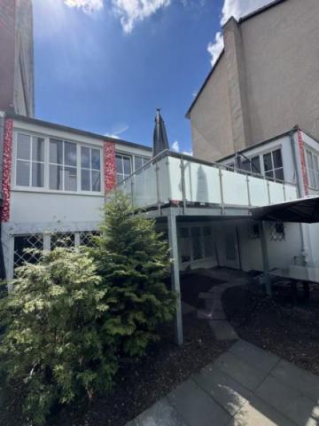 1 Eingang und Terrasse