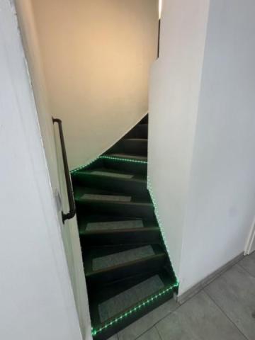 22 Treppe zur oberen Wohnung