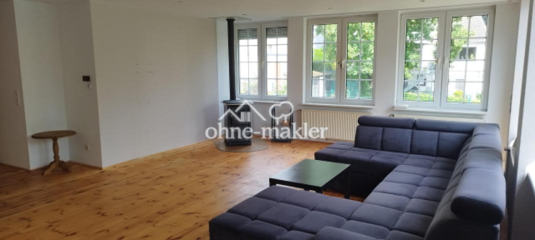 Wohnzimmer EG Wohnung