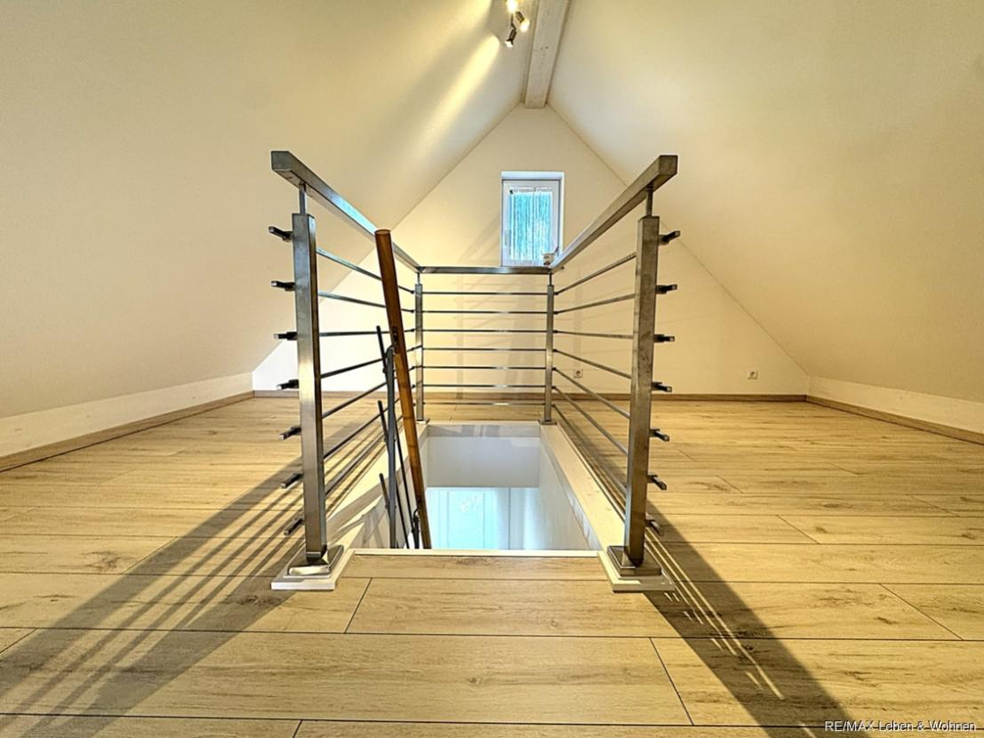 Treppe DG