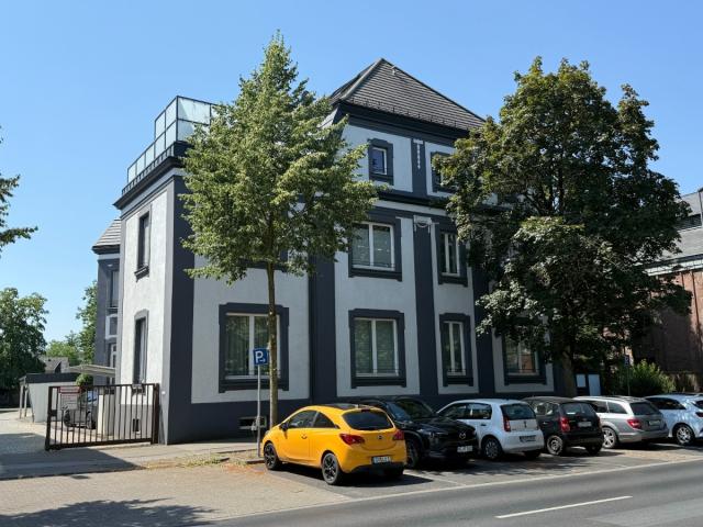 Straßenansicht