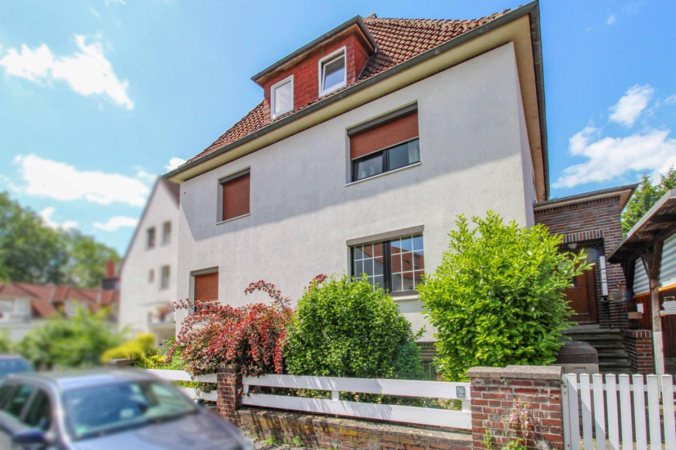 Gebäude