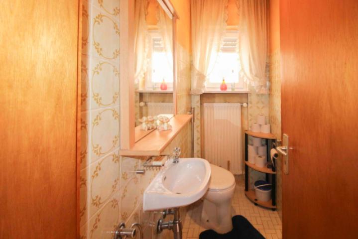 Gäste-WC Nr.1 EG