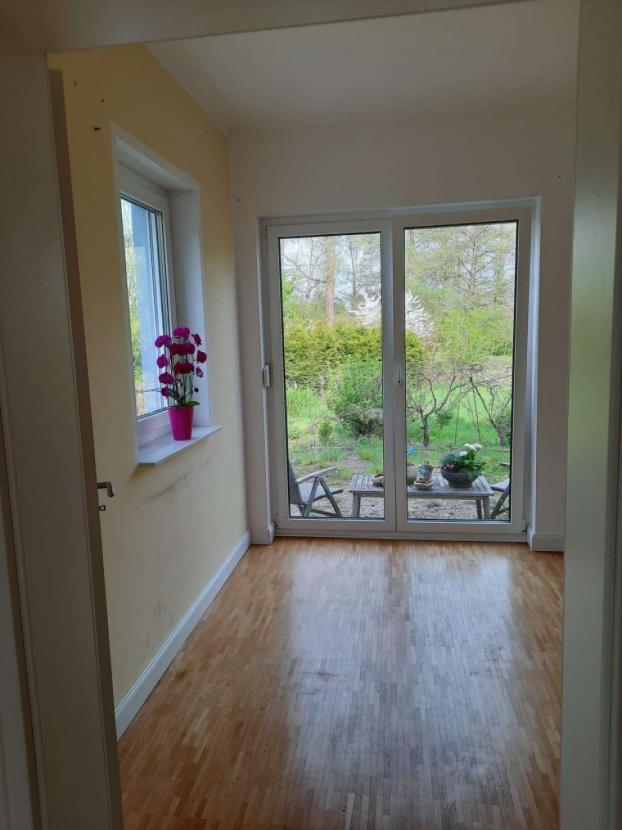 Schlafzimmer mit Gartenzugang Einliegerwohnung