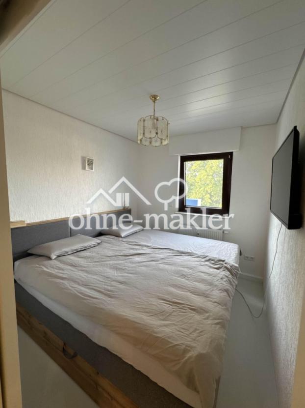 Schlafzimmer1