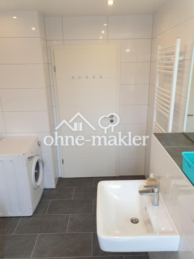 2. OG Bad 1 mit Badewanne