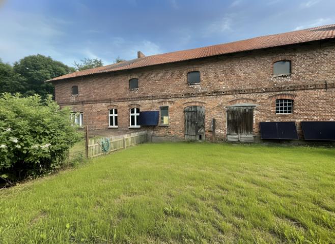 Das Haus von hinten N