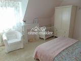 Schlafzimmer DG