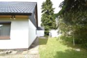 Ostseite mit 2. Garage als Abstellraum für Gartengerät