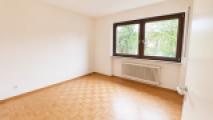 Schlafzimmer 2/4 OG