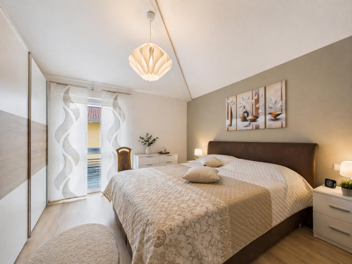Schlafzimmer OG