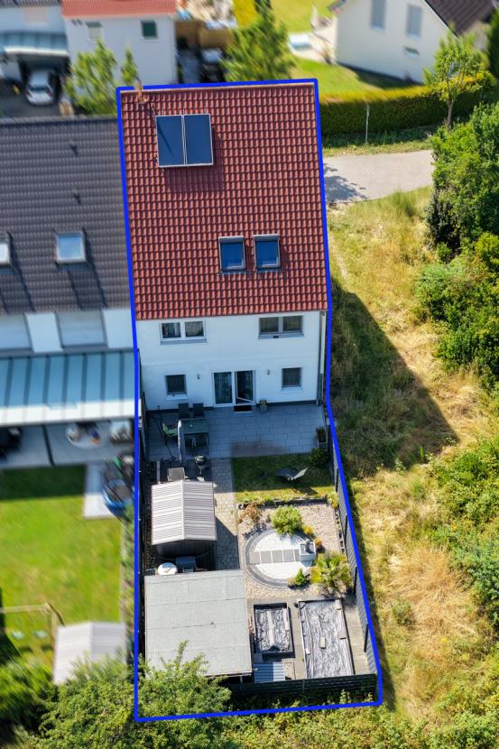 Drohnenaufnahme Rückseite Haus 