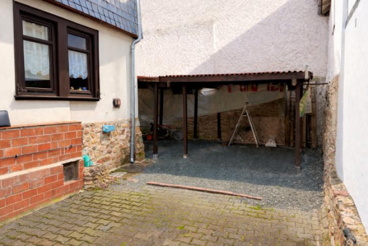 Innenhof Parkplatz