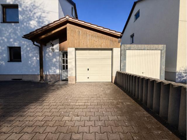 Garageneinfahrt