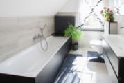 Badezimmer (OG)