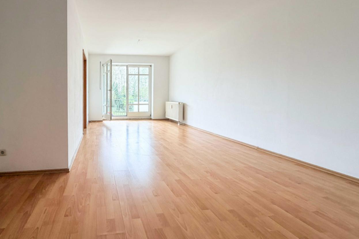Wohnzimmer Ansicht 04
