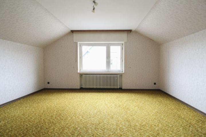 Schlafzimmer 4