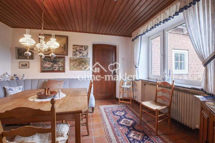 Esszimmer 1/2