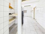 Gewerbeeinheit Links