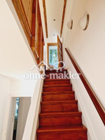 Treppe zum DG