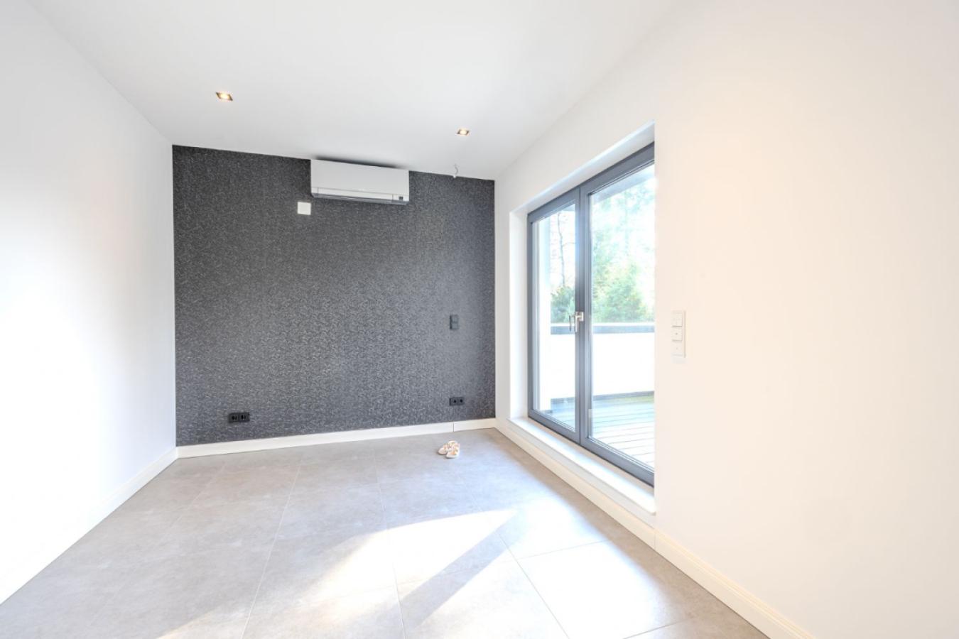 Schlafzimmer mit Terrassenzugang OG