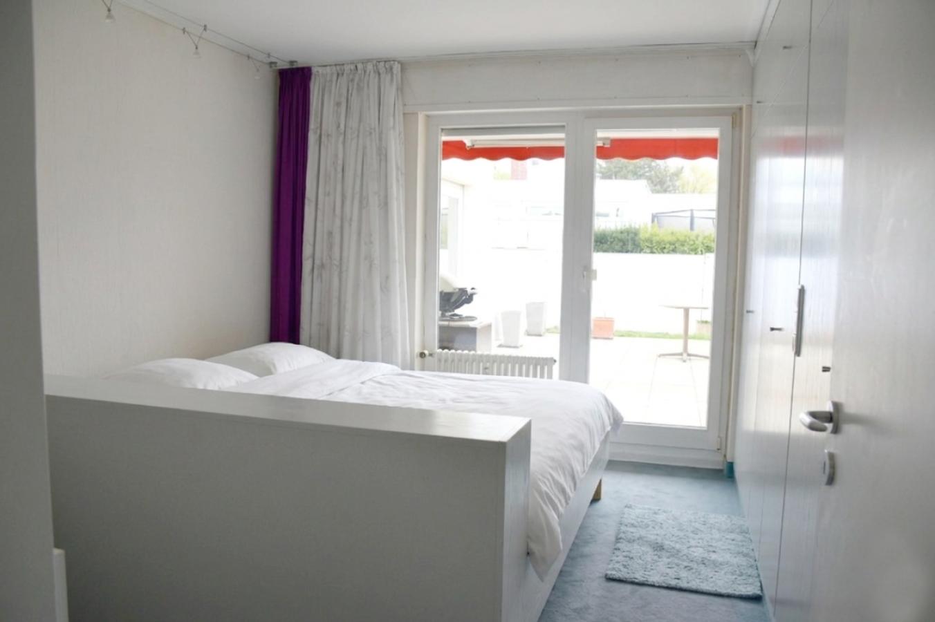 Schlafzimmer mit Terrassenzugang