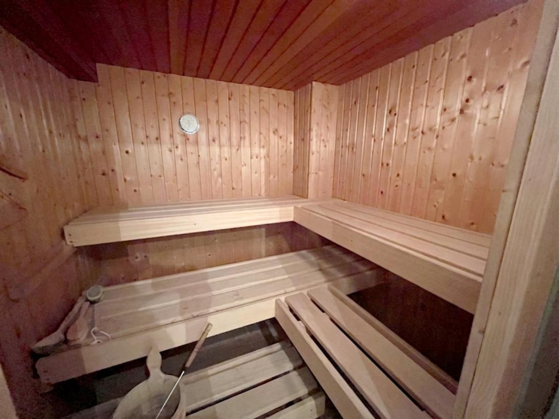 ... gesundheitsfördernder Sauna