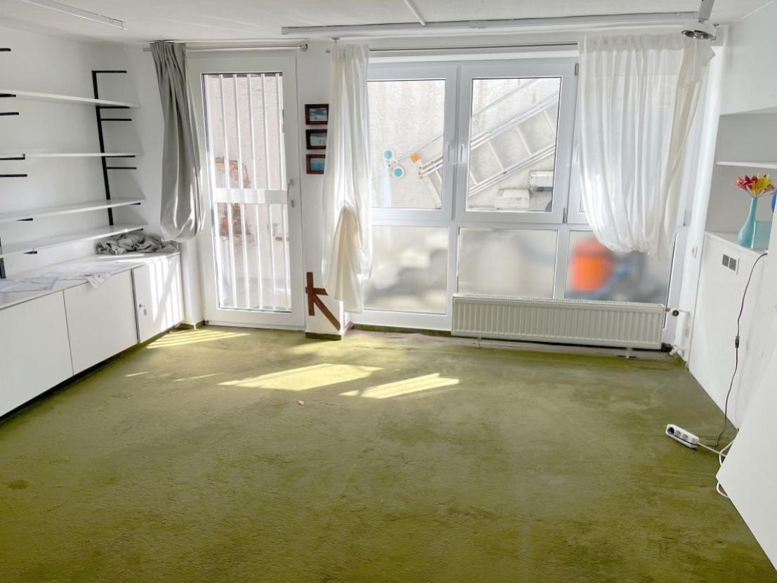 UG Zimmer mit Gartenzugang