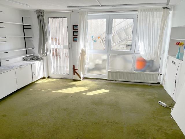 UG Zimmer mit Gartenzugang