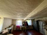 Noch nicht sanierte Decke