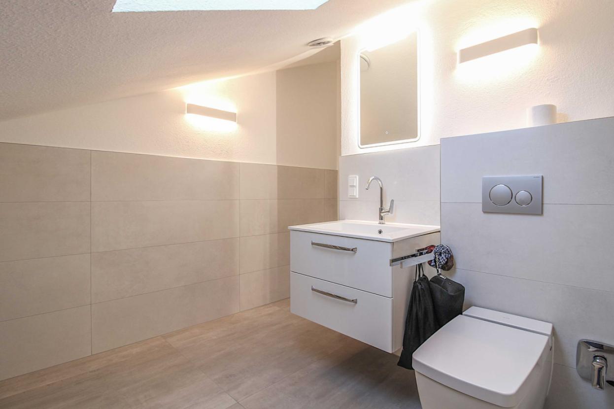 Badezimmer DG