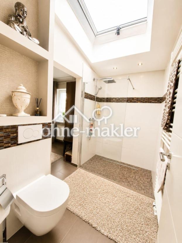Dusche mit WC