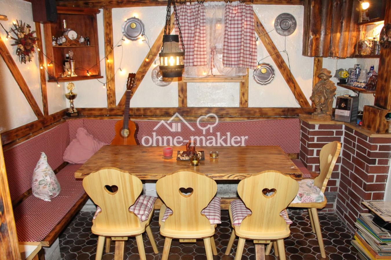 Kellerbar im Alpenflair