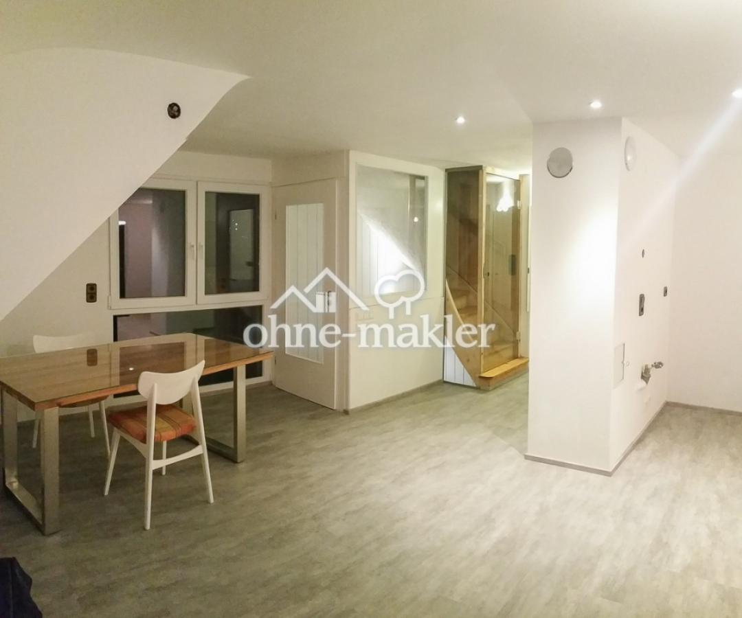 offenes Zimmer im 1.OG